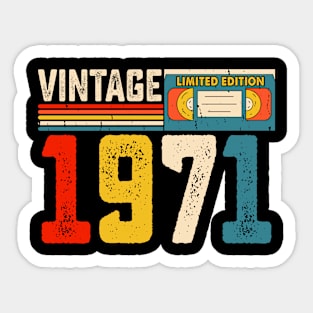 Vintage Limited Edition 1971 T shirt For Women Sticker